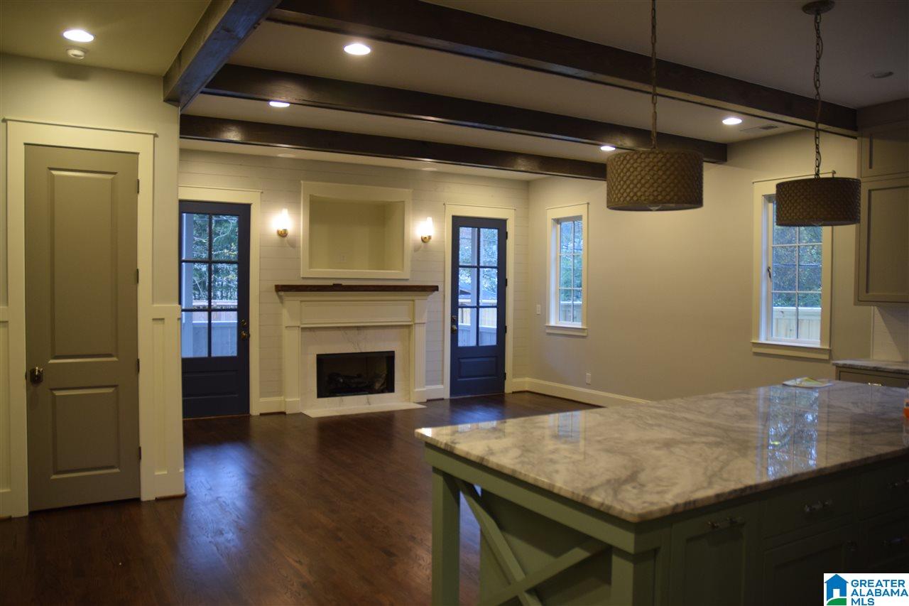 711 Broadway Street Birmingham, AL 35209 - Photo 2 of 5