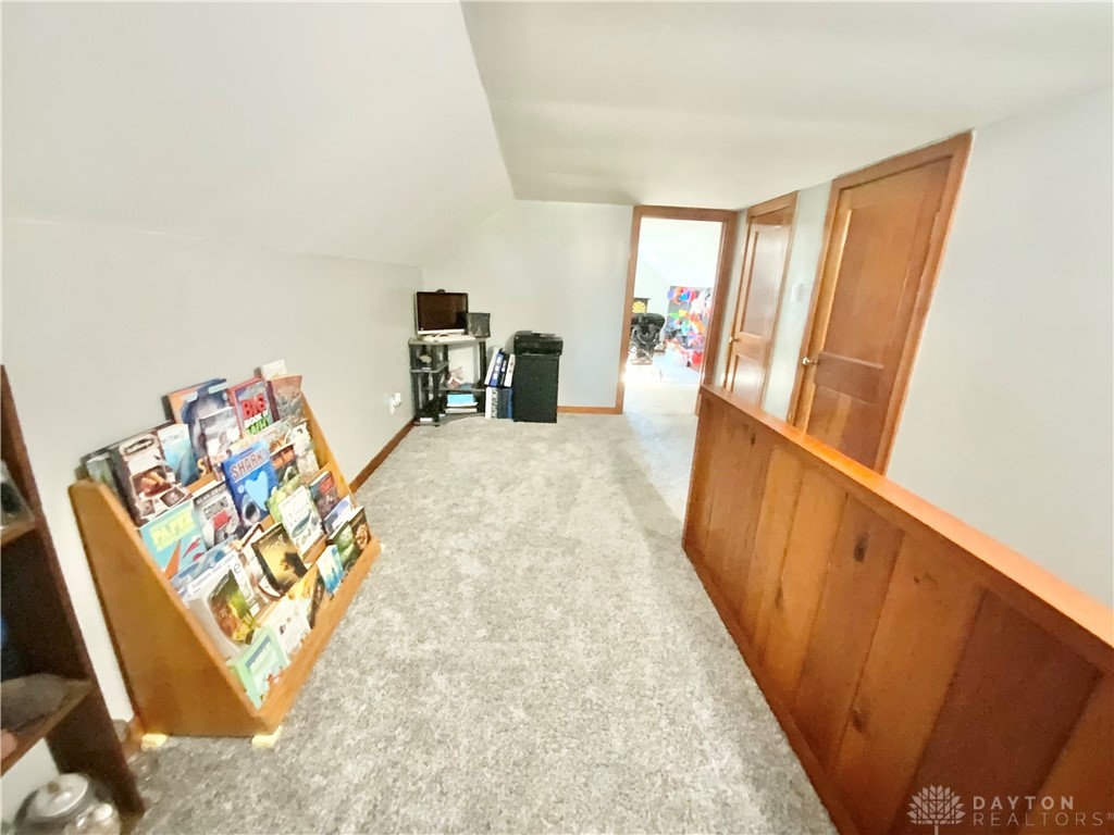 10221 South State Line Road Union City, IN 45390 - Photo 20 of 54