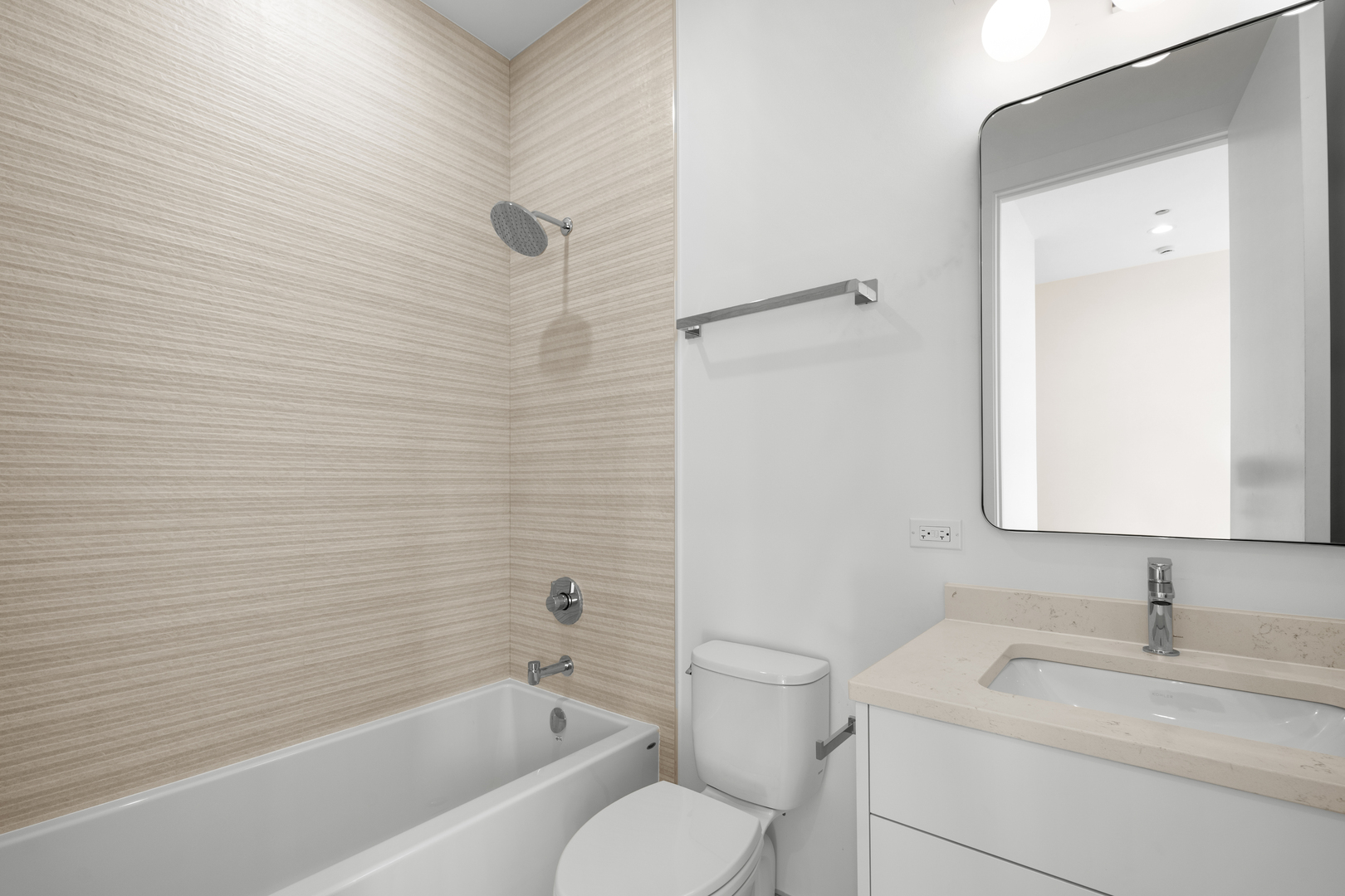 1331 West Taylor Street, Unit 4 Chicago, IL 60607 - Photo 18 of 28