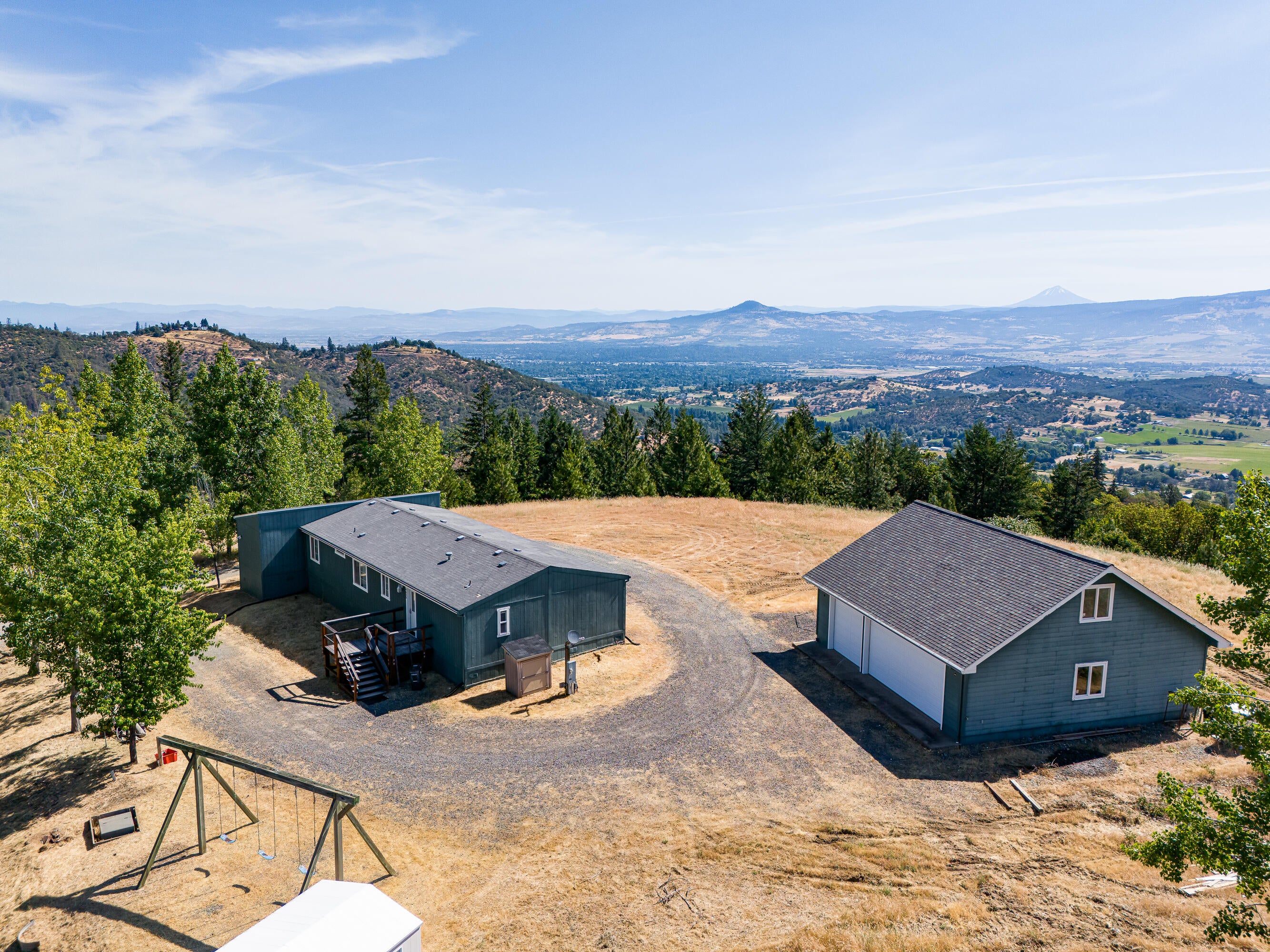 4655 Andrews Road Medford, OR 97501 - Photo 1 of 28 Beautiful Valley Views