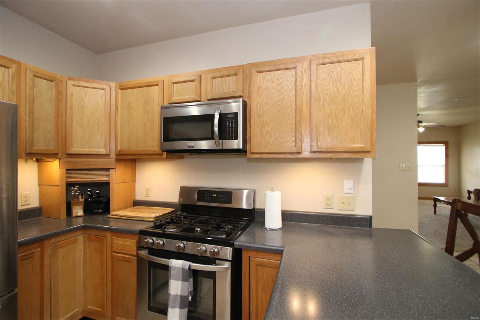 245 Southeast 200 Avenue Carrollton, IL 62016 - Photo 25 of 34