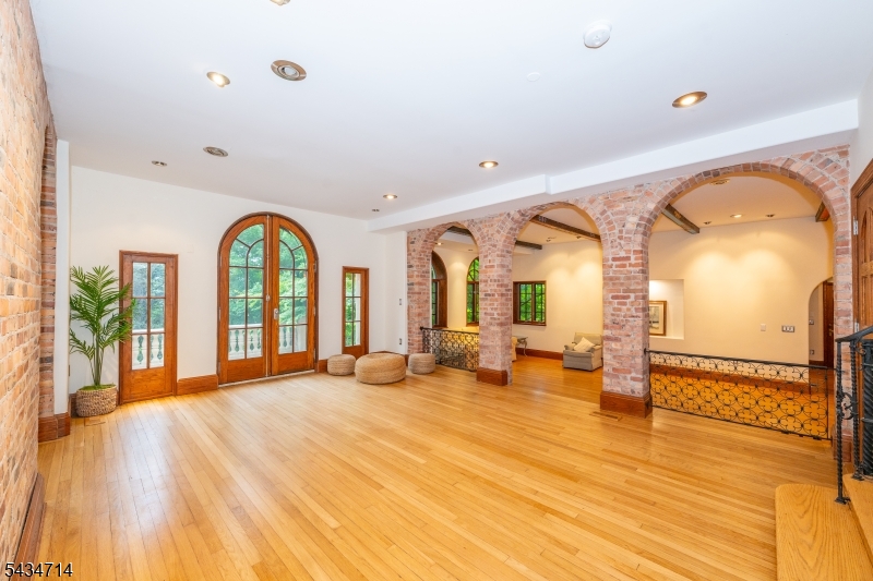 50 Rock Spring Road West Orange, NJ 07052 - Photo 18 of 50