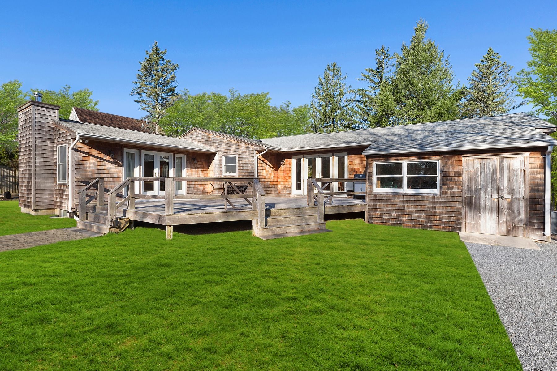 37 Kings Point Road East Hampton, NY 11937 - Photo 1 of 8 Gallery Image 1