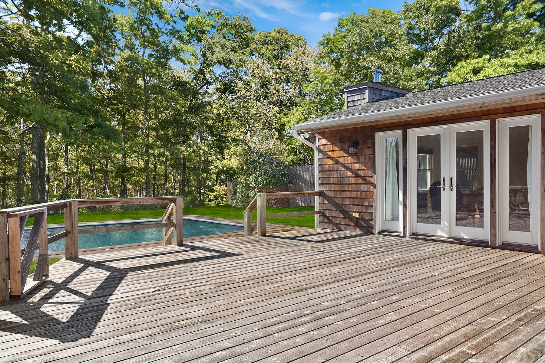 37 Kings Point Road East Hampton, NY 11937 - Photo 2 of 8 Gallery Image 2