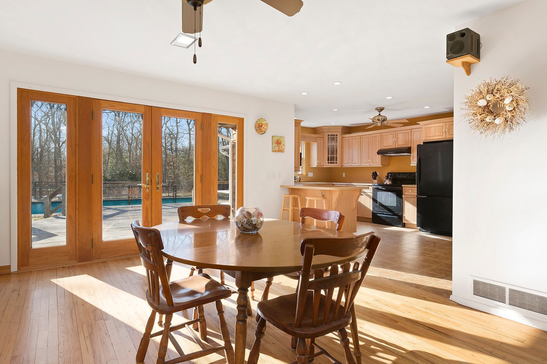 37 Kings Point Road East Hampton, NY 11937 - Photo 3 of 8 Gallery Image 3