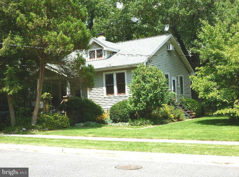 4906 Somerset Road Riverdale, MD 20737 - Photo 1 of 23 Exterior (Main)
