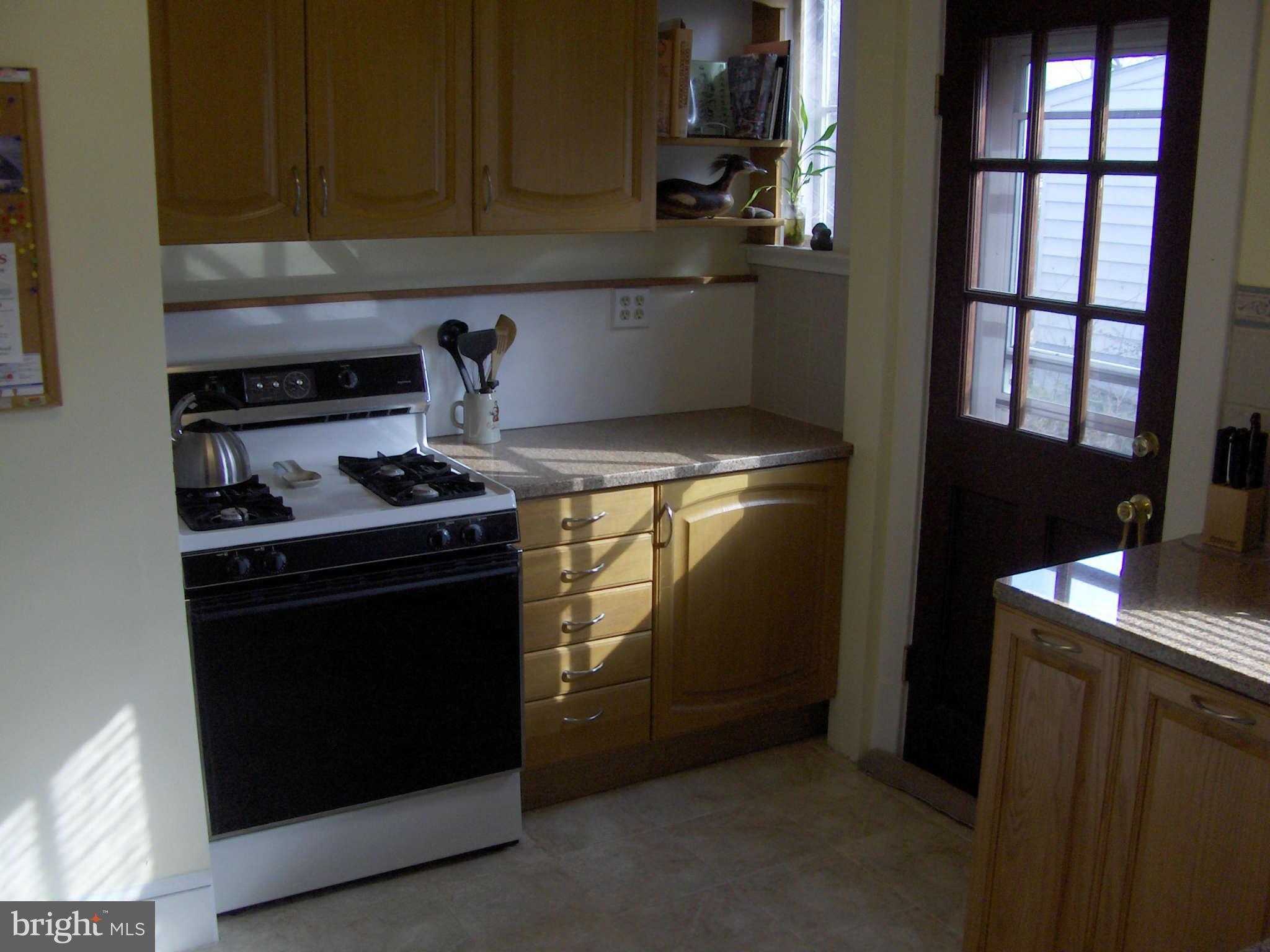 4906 Somerset Road Riverdale, MD 20737 - Photo 8 of 23 Kitchen