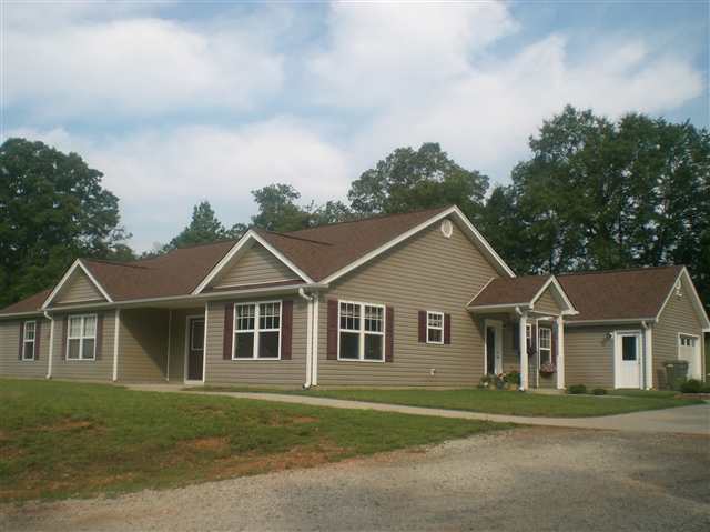 341 Perry Road Greer, SC 29651 - Photo 1 of 7 Gallery Image 1