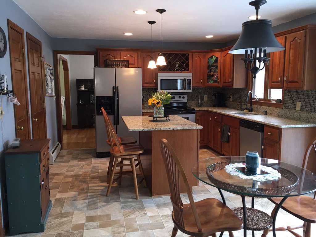 5 Lord Lane Rutland, MA 01543 - Photo 3 of 30 Gallery Image 3