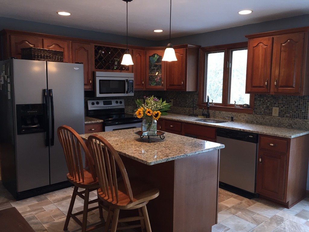 5 Lord Lane Rutland, MA 01543 - Photo 4 of 30 Gallery Image 4