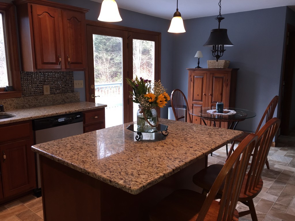 5 Lord Lane Rutland, MA 01543 - Photo 7 of 30 Gallery Image 7
