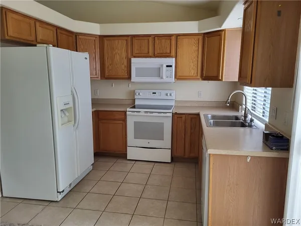$1,500 | 9842 South Phoenix Drive, Mohave Valley, AZ 86440