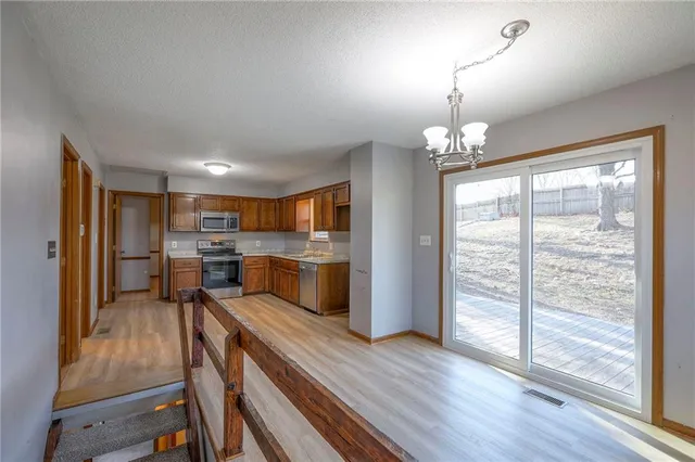 $270,000 | 2218 Liberty Landing Road, Liberty, MO 64068