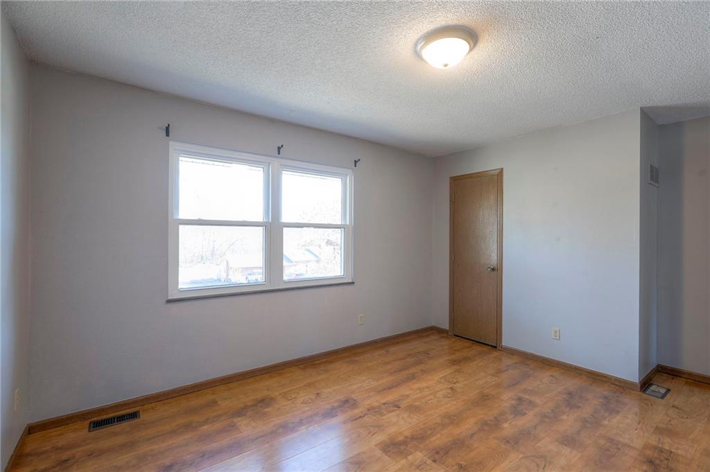 2218 Liberty Landing Road Liberty, MO 64068 - Photo 20 of 35