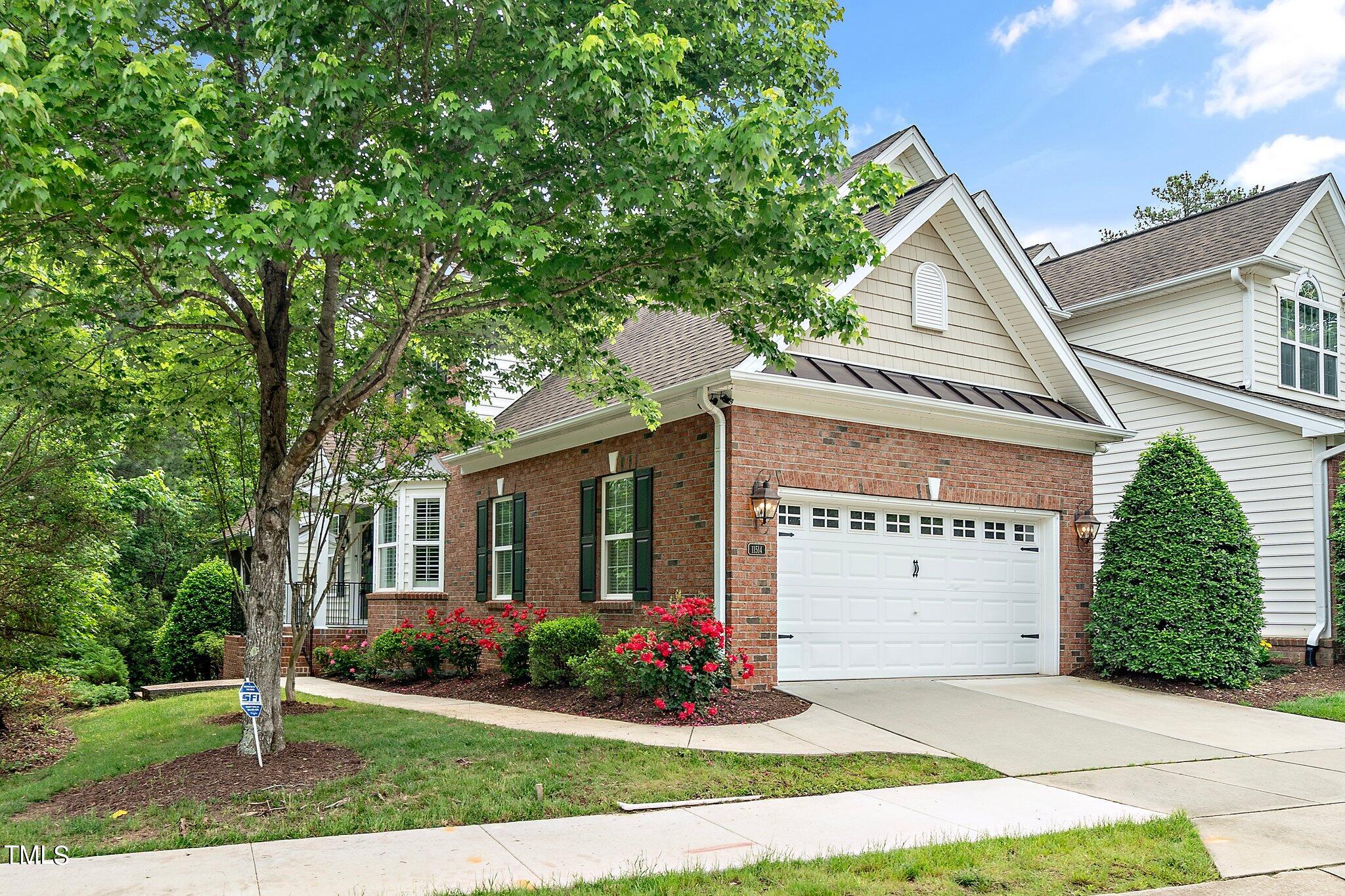 11514 Helmond Way Raleigh, NC 27617 - Photo 4 of 56 3-web-or-mls-11514 Helmond Way-55