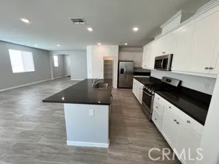 $3,500 | 30960 Falling Star Place, Murrieta, CA 92563