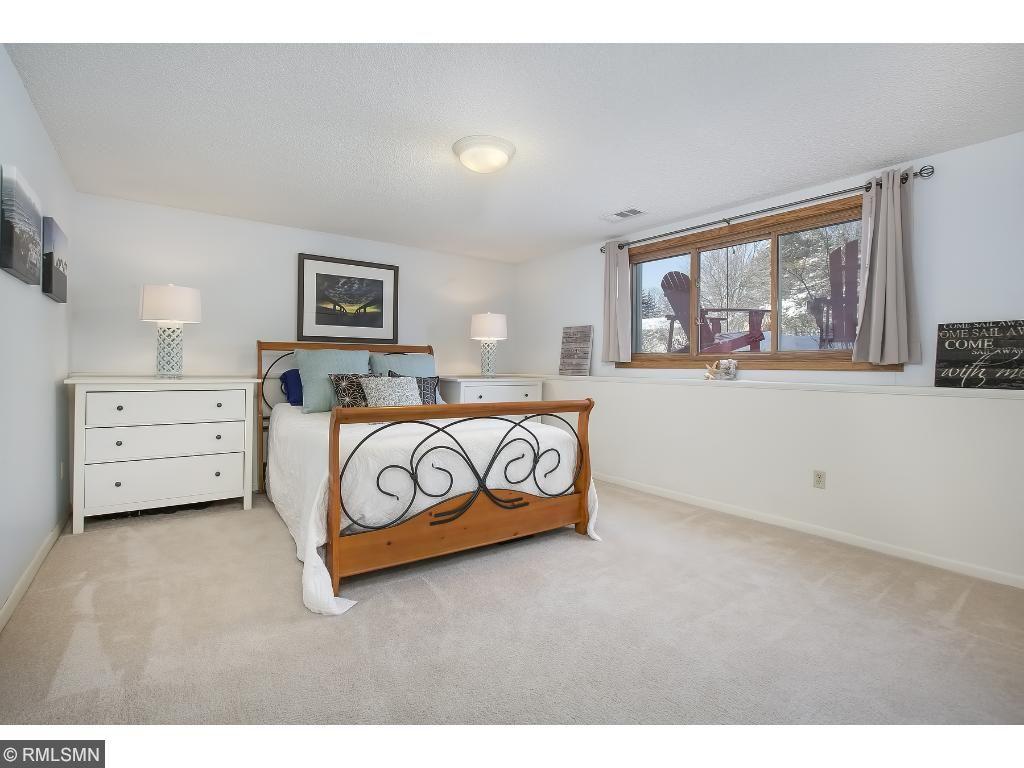7661 Heritage Road Eden Prairie, MN 55346 - Photo 20 of 24
