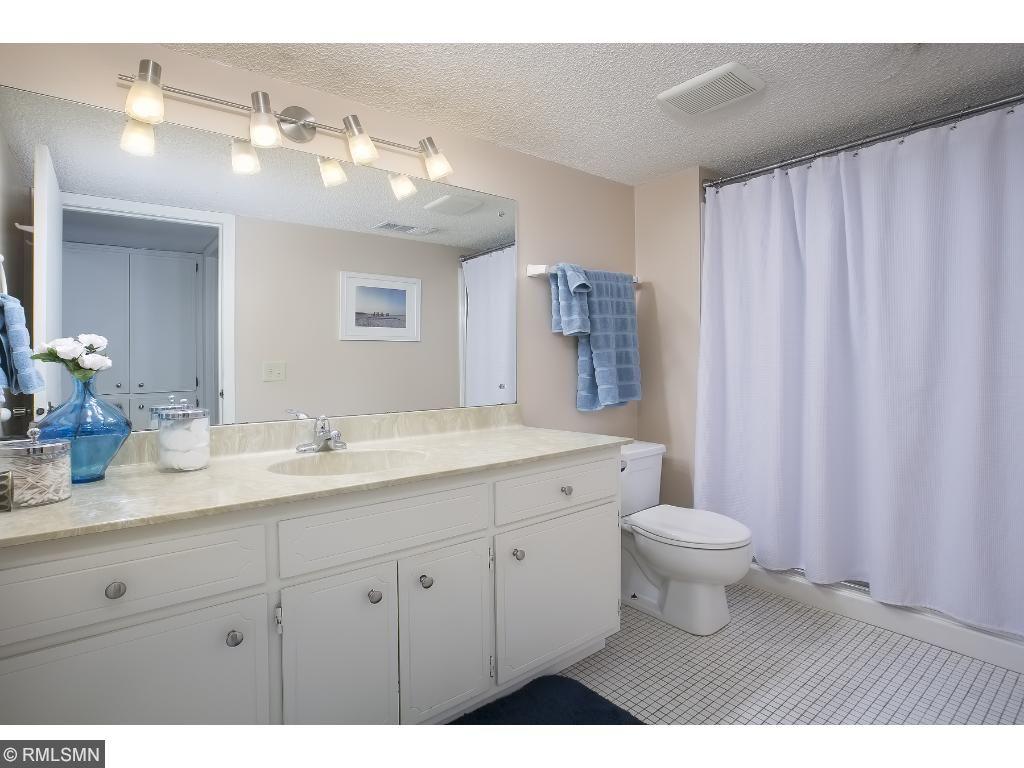 7661 Heritage Road Eden Prairie, MN 55346 - Photo 21 of 24