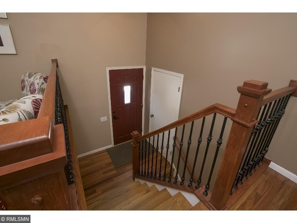 7661 Heritage Road Eden Prairie, MN 55346 - Photo 4 of 24