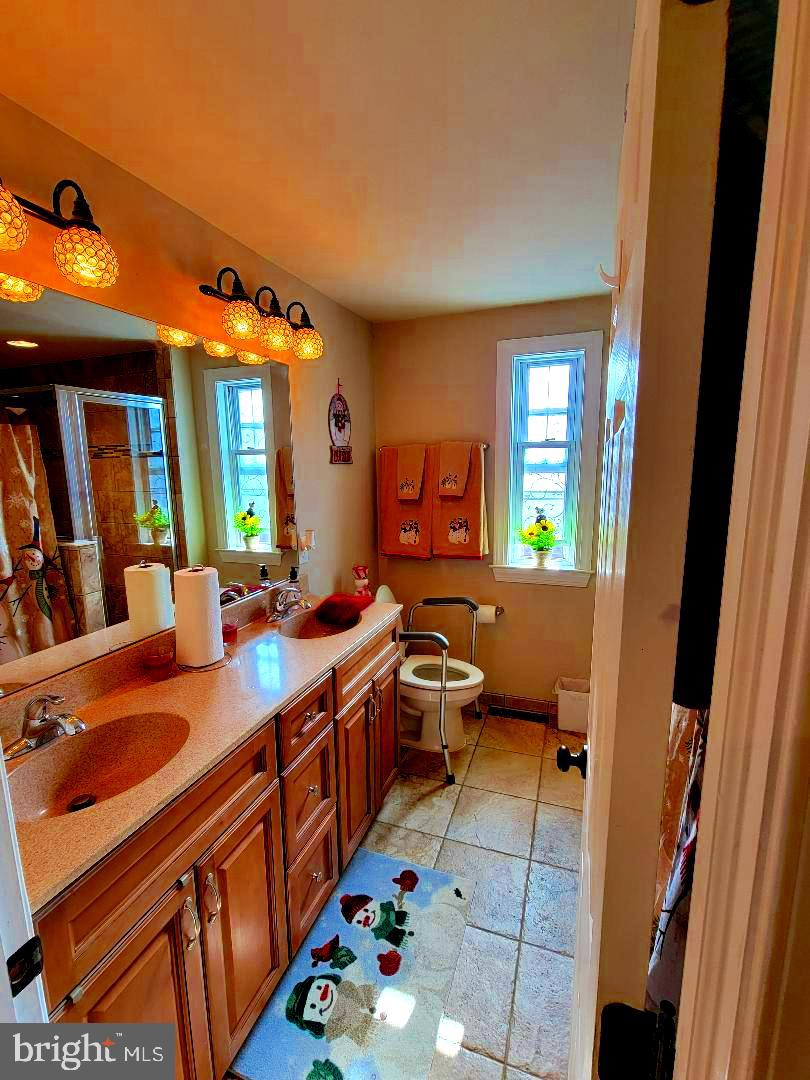 110 West Garrison Road Brookhaven, PA 19015 - Photo 10 of 13 Gallery Image 10