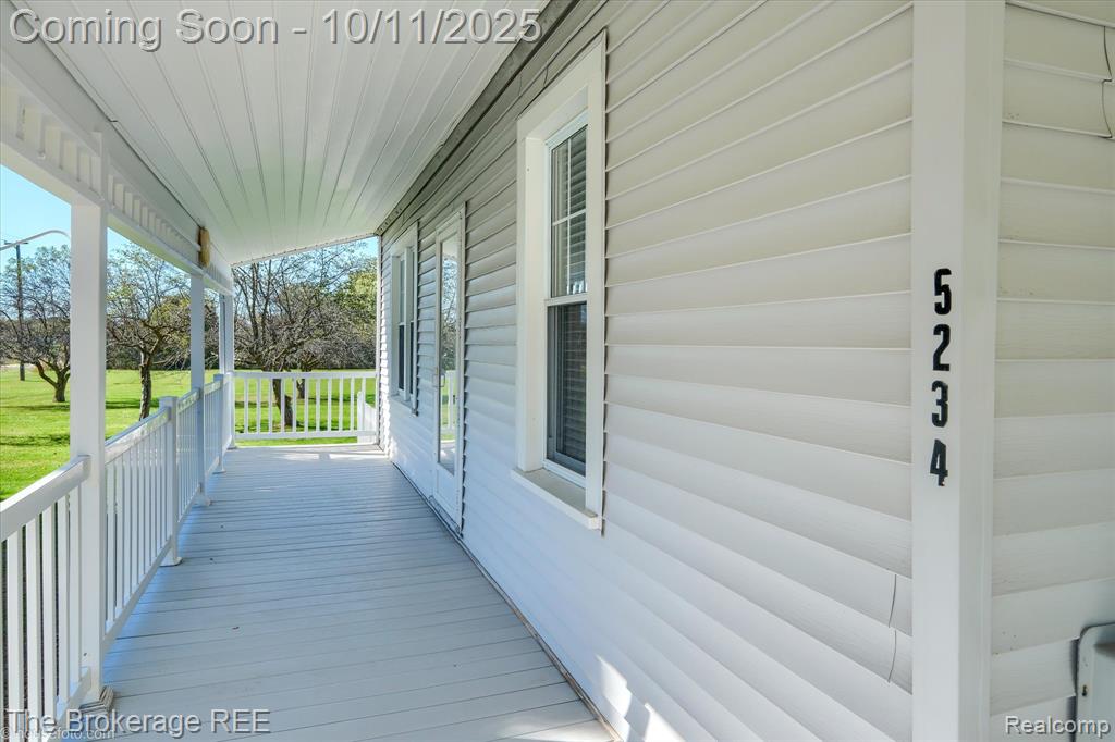 5234 Kelly Road Flint, MI 48504 - Photo 4 of 73