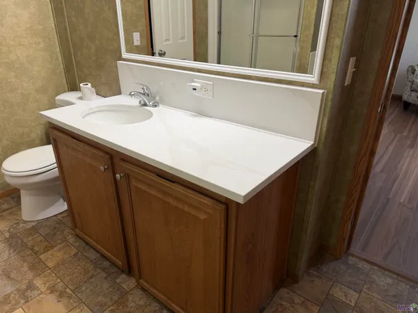 $1,500 | 10517 Savoy Road, St. Amant, LA 70774