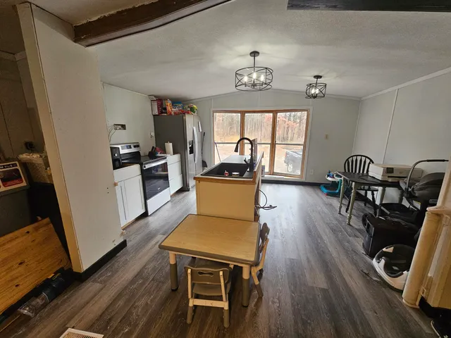 $175,000 | 242 Ranger Creek Road, Coalmont, TN 37313