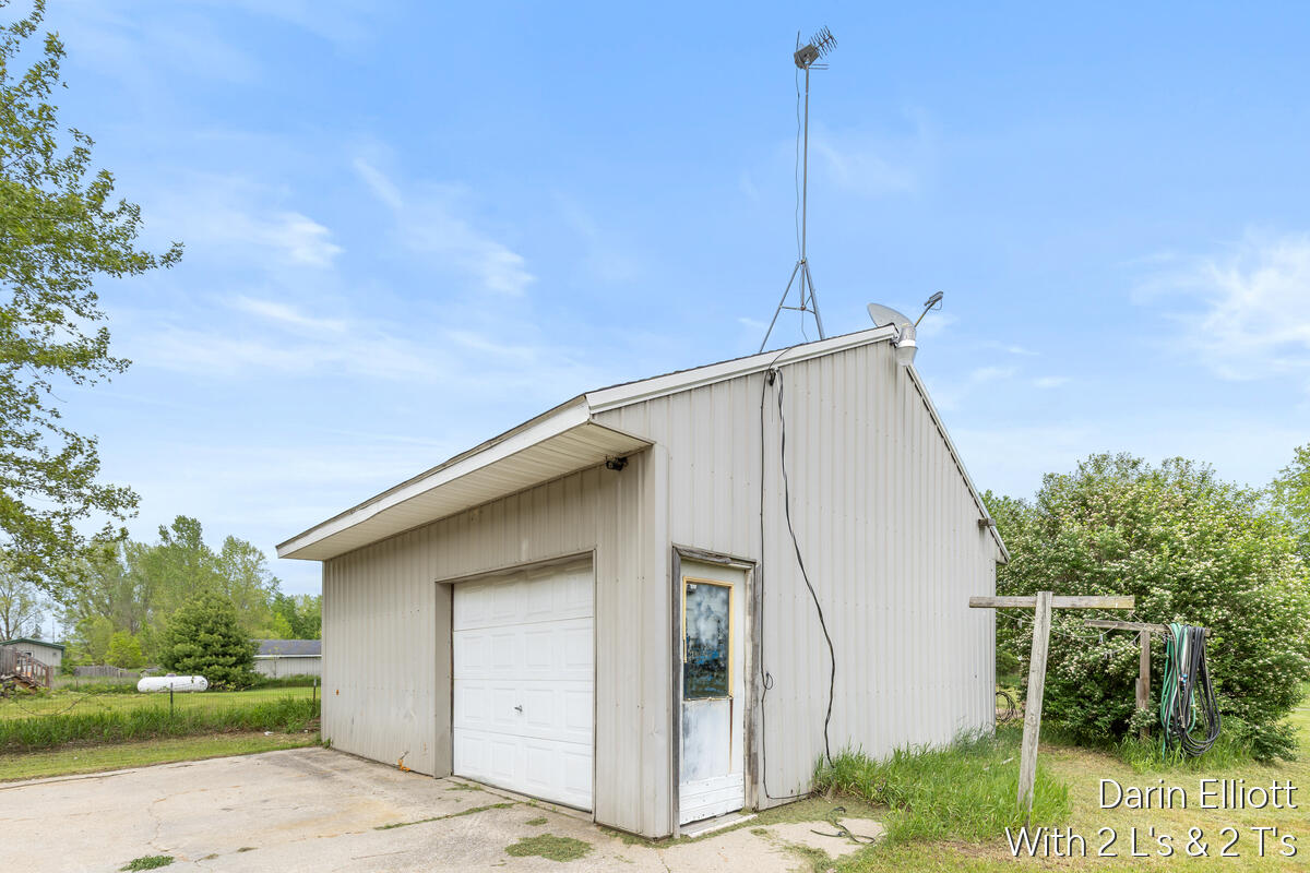 9203 Castle Road Sheridan, MI 48884 - Photo 30 of 40 9203-Castle_025