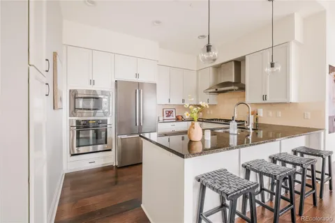 $1,450,000 | 5455 Land Mark Place, Unit 1018, Greenwood Village, CO 80111