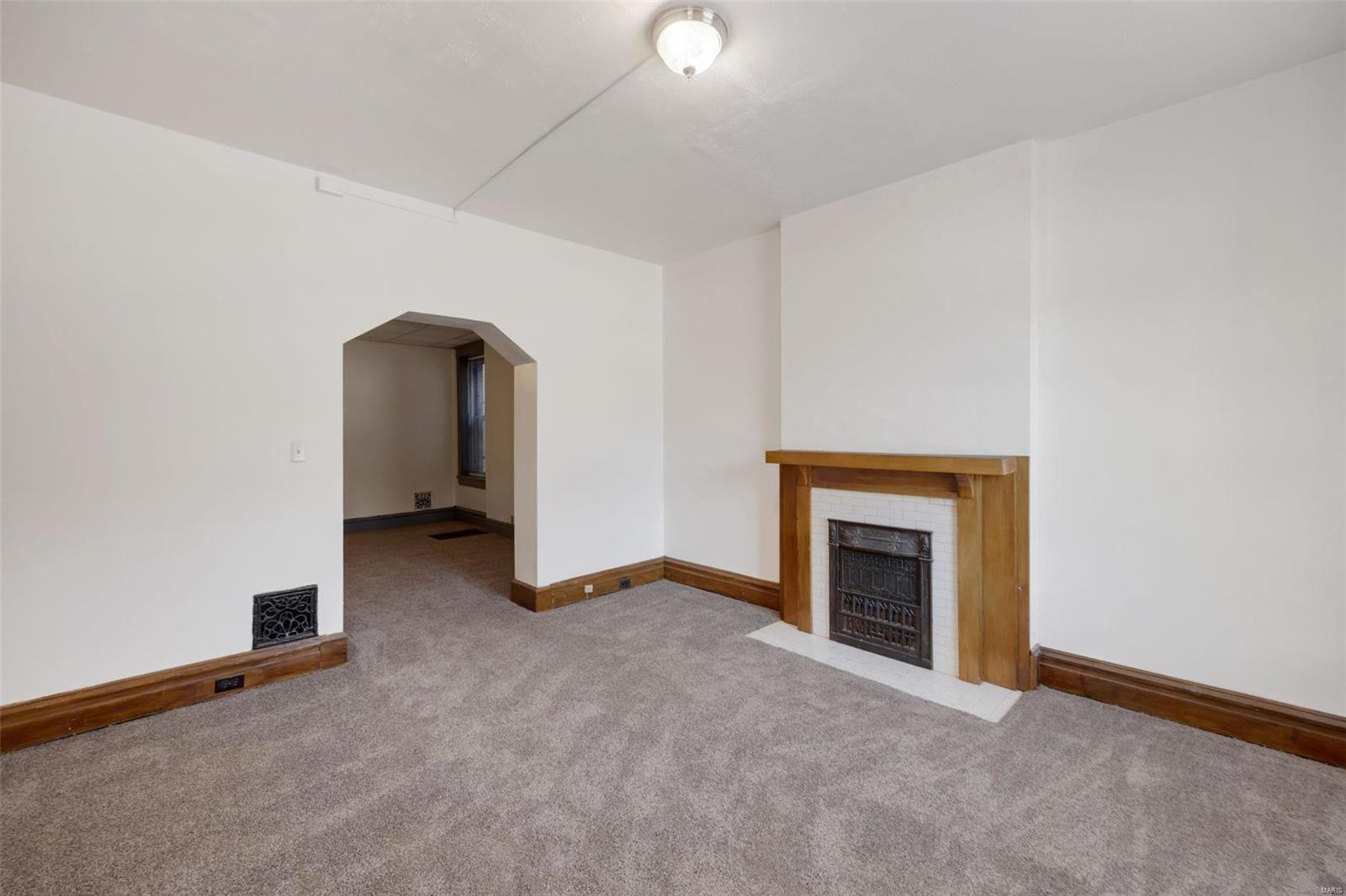 727 Bates Street St. Louis, MO 63111 - Photo 13 of 31