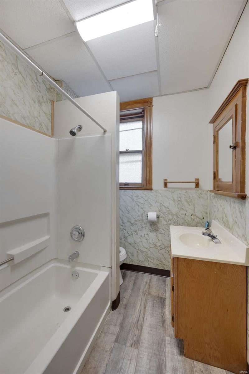 727 Bates Street St. Louis, MO 63111 - Photo 15 of 31