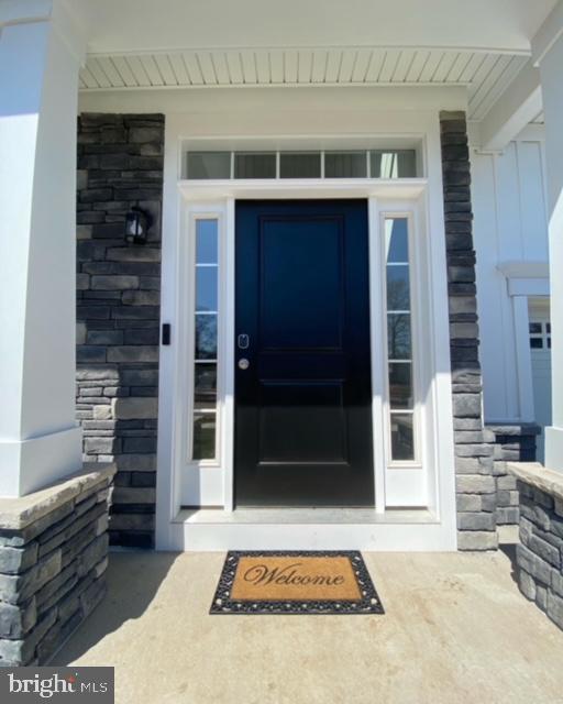 25 Misty Pine Lane Hamilton, NJ 08690 - Photo 4 of 24 Stately front entryway