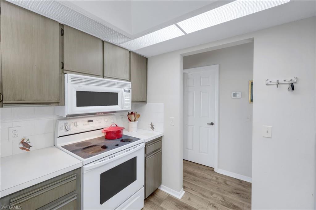 111 Blue Ridge Drive, Unit 23 Naples, FL 34112 - Photo 17 of 40