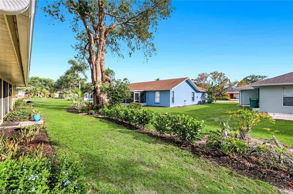 $489,500 | 111 Blue Ridge Drive, Unit 23, Naples, FL 34112