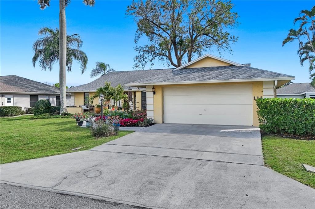 111 Blue Ridge Drive, Unit 23 Naples, FL 34112 - Photo 5 of 40