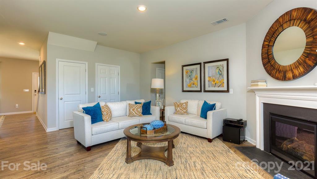 910 Elliott Road, Unit 4019 Charlotte, NC 28216 - Photo 7 of 29 Gallery Image 7