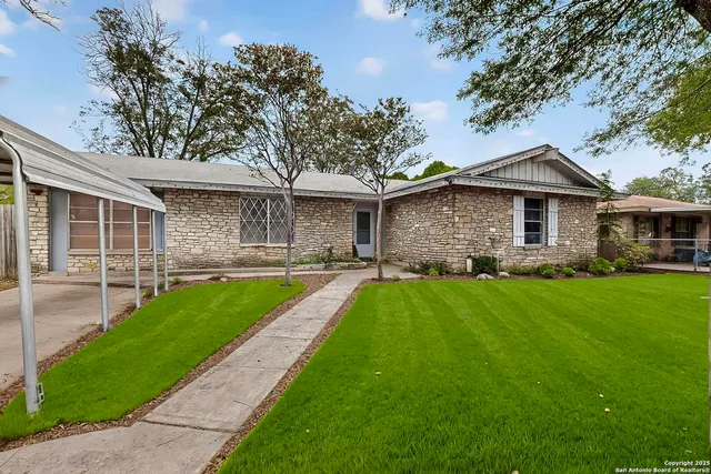 $178,900 | 5215 Village Row, San Antonio, TX 78218