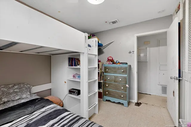 $178,900 | 5215 Village Row, San Antonio, TX 78218