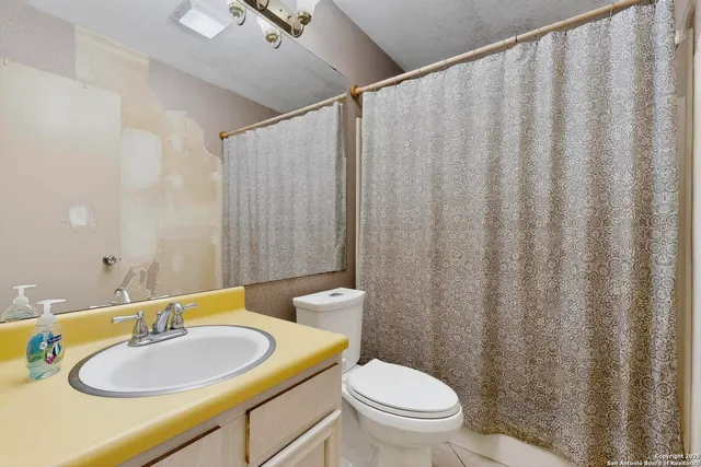 $178,900 | 5215 Village Row, San Antonio, TX 78218