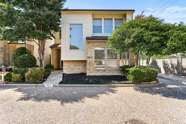 $364,900 | 5813 Preston Valley Drive, Dallas, TX 75240
