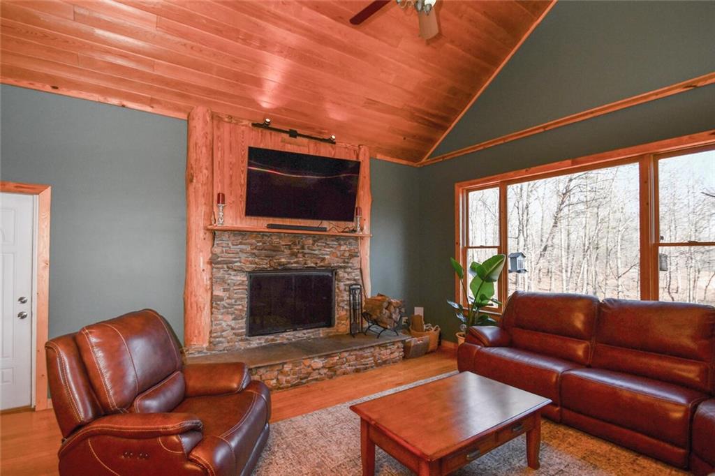 731 Brewer Road Lula, GA 30554 - Photo 11 of 200