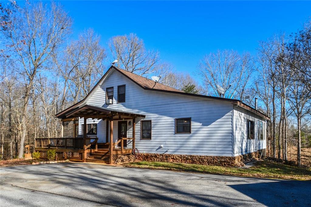 731 Brewer Road Lula, GA 30554 - Photo 4 of 200