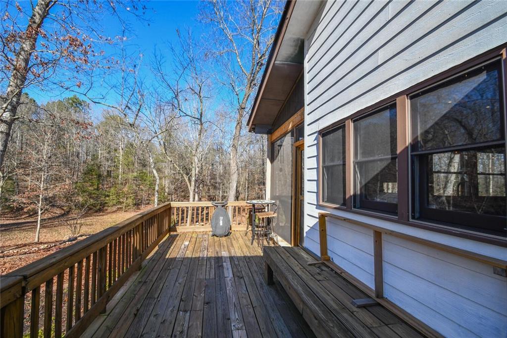 731 Brewer Road Lula, GA 30554 - Photo 7 of 200