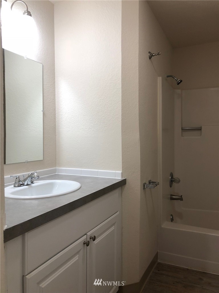 1542 Diamond Road Southeast Lacey, WA 98503 - Photo 11 of 18 Gallery Image 11