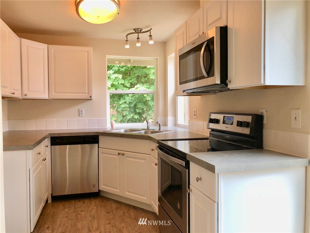 1542 Diamond Road Southeast Lacey, WA 98503 - Photo 7 of 18 Gallery Image 7