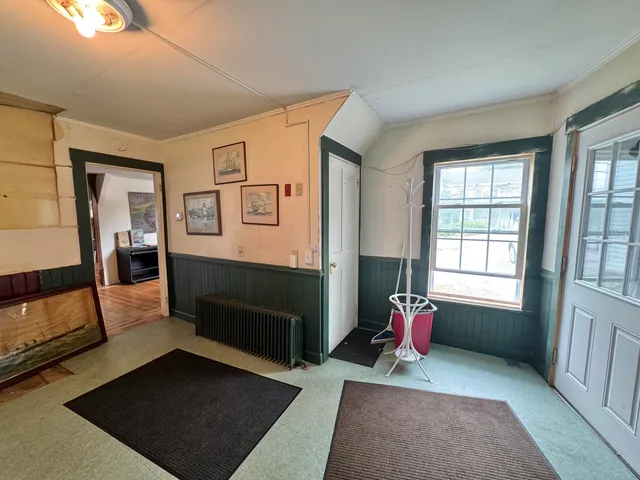 $299,900 | 105 Main Street, Bucksport, ME 04416