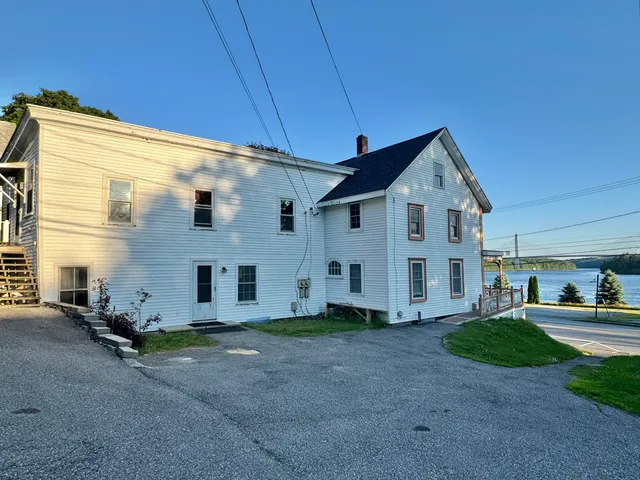 $299,900 | 105 Main Street, Bucksport, ME 04416