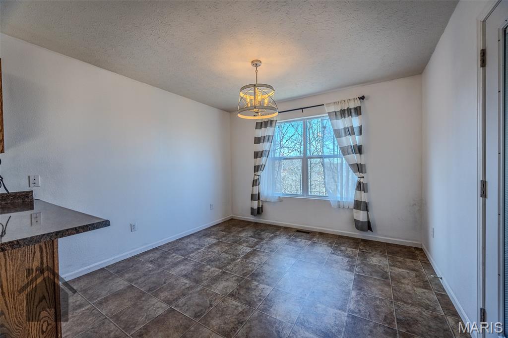 14197 Hopi Road Dixon, MO 65459 - Photo 12 of 48