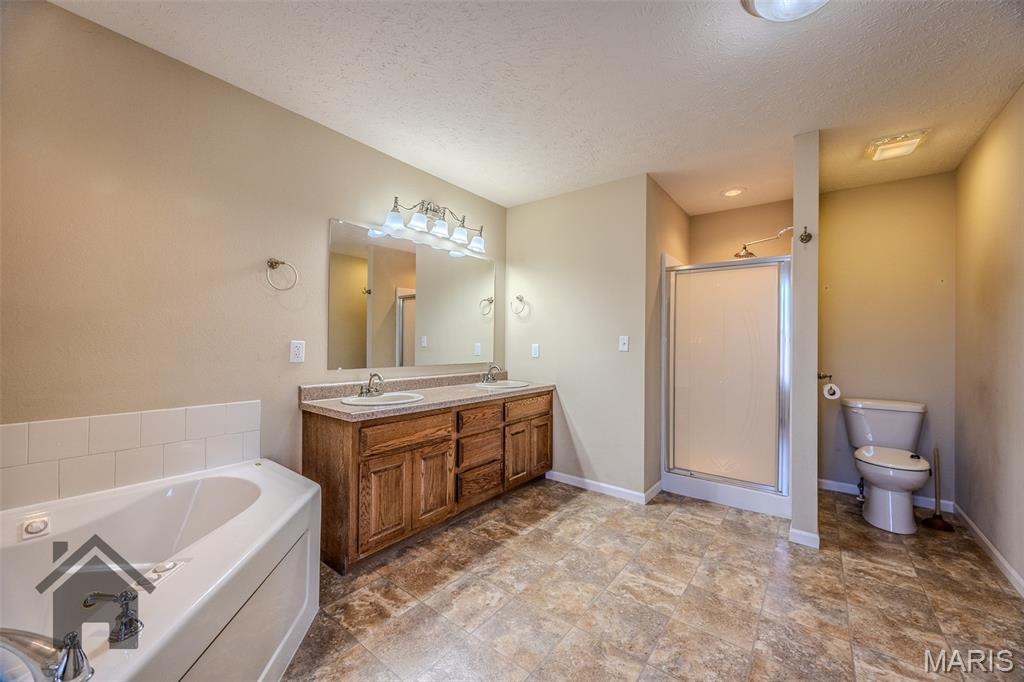 14197 Hopi Road Dixon, MO 65459 - Photo 18 of 48