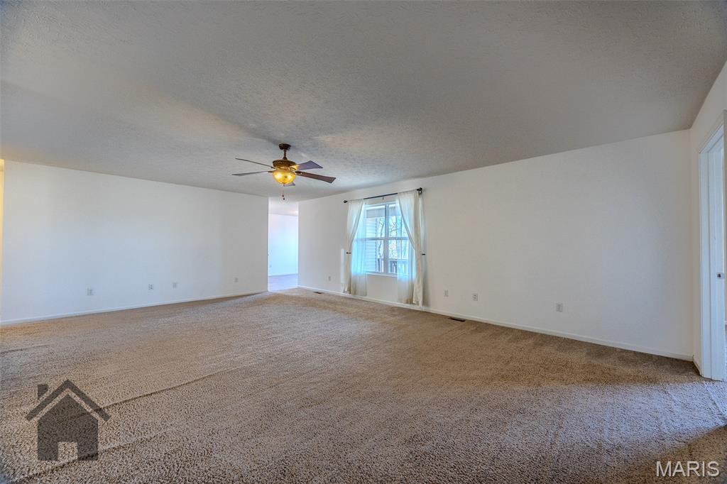 14197 Hopi Road Dixon, MO 65459 - Photo 3 of 48